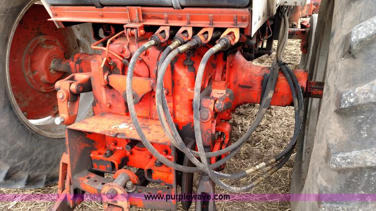image for item F7942 Case 1270 Agri King tractor