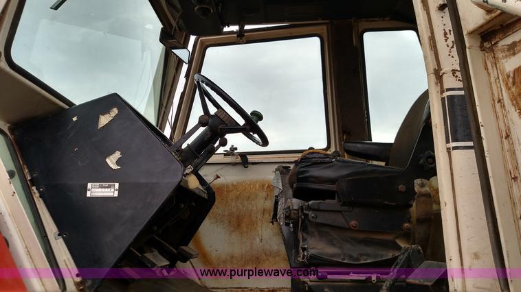 image for item F7943 1979 Case 2670 4WD tractor