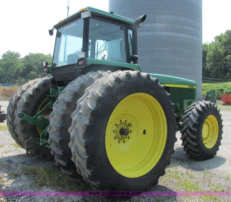 image for item H3269 1994 John Deere 4960 MFWD tractor
