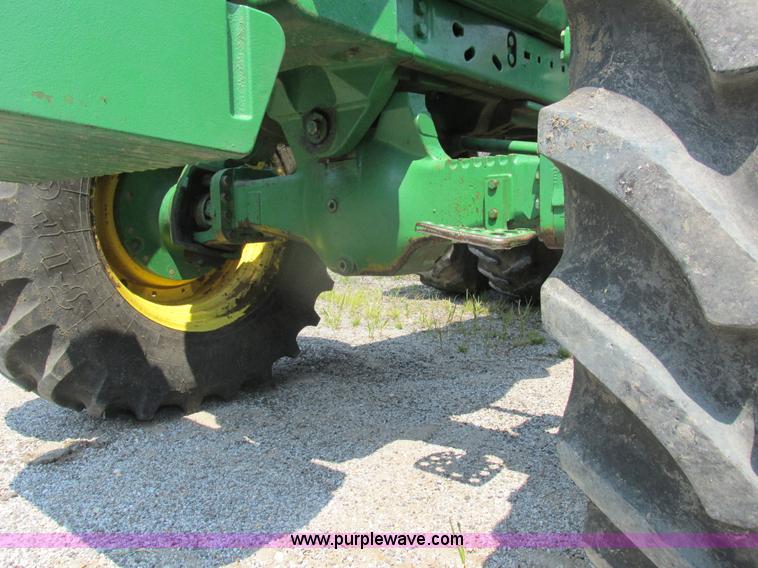 image for item H3269 1994 John Deere 4960 MFWD tractor