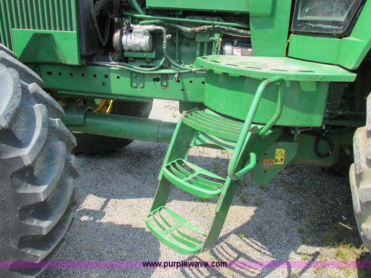 image for item H3269 1994 John Deere 4960 MFWD tractor