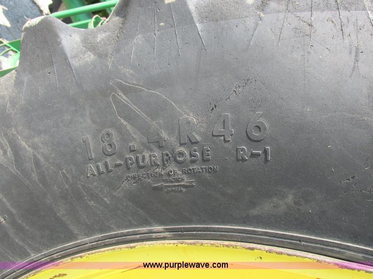 image for item H3269 1994 John Deere 4960 MFWD tractor