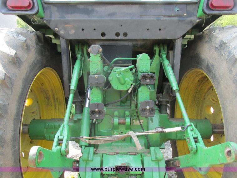 image for item H3269 1994 John Deere 4960 MFWD tractor
