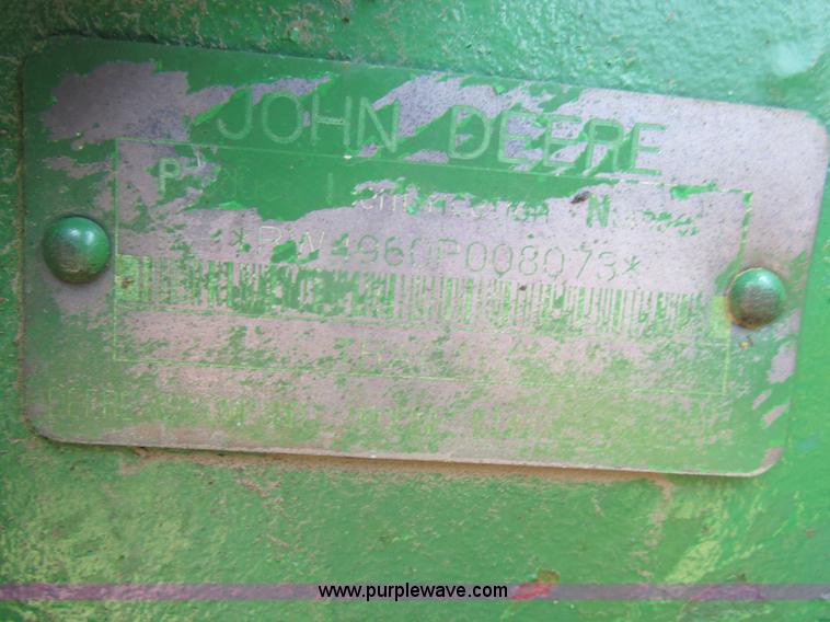 image for item H3269 1994 John Deere 4960 MFWD tractor
