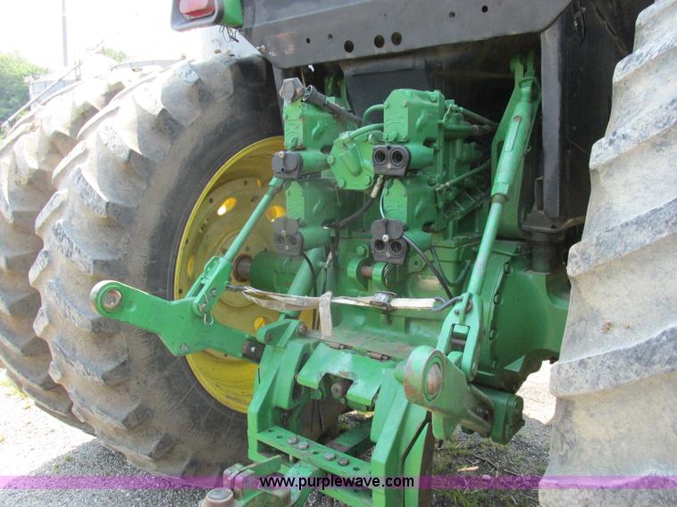 image for item H3269 1994 John Deere 4960 MFWD tractor