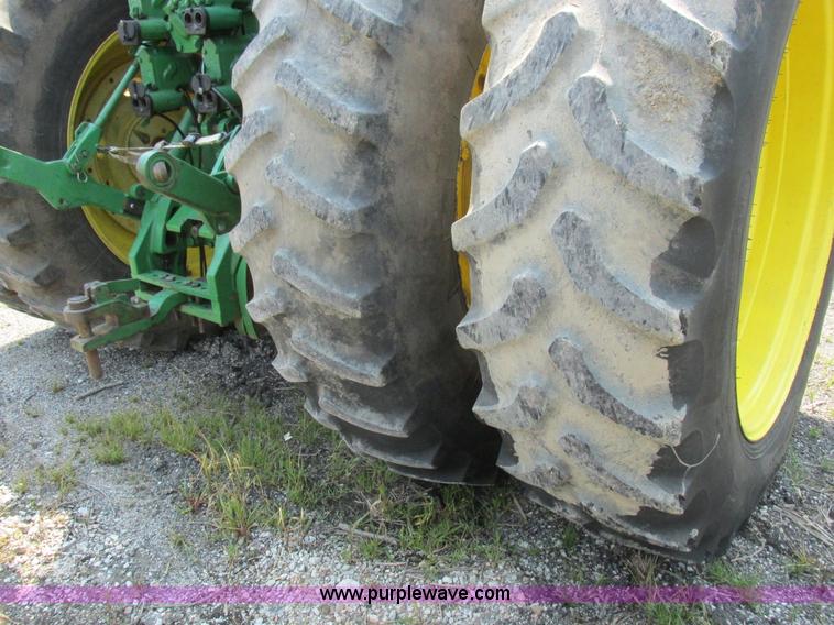 image for item H3269 1994 John Deere 4960 MFWD tractor