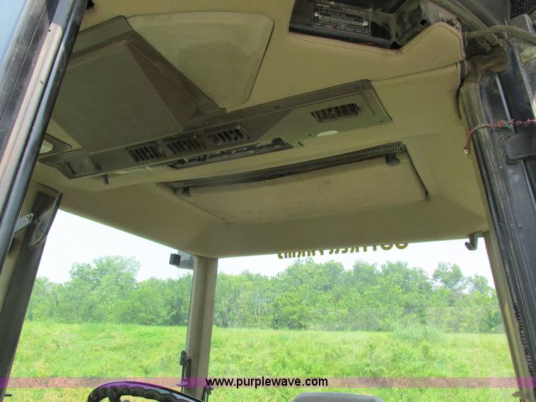 image for item H3269 1994 John Deere 4960 MFWD tractor