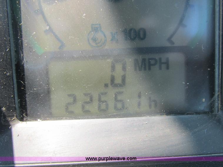 image for item H3269 1994 John Deere 4960 MFWD tractor