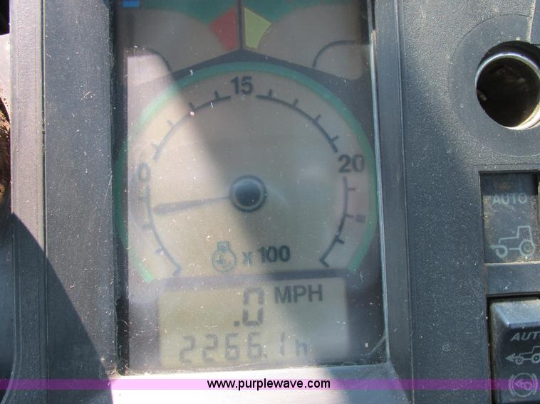 image for item H3269 1994 John Deere 4960 MFWD tractor