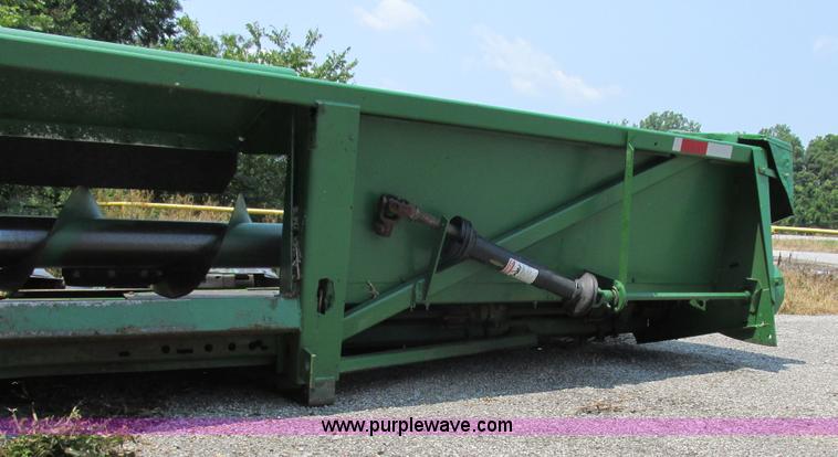 image for item H3271 John Deere corn head