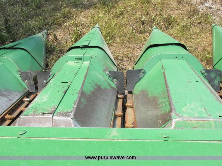 image for item H3271 John Deere corn head