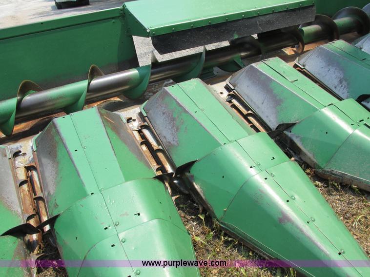 image for item H3271 John Deere corn head