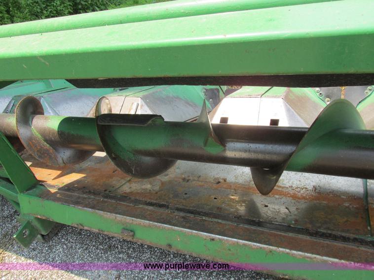 image for item H3271 John Deere corn head