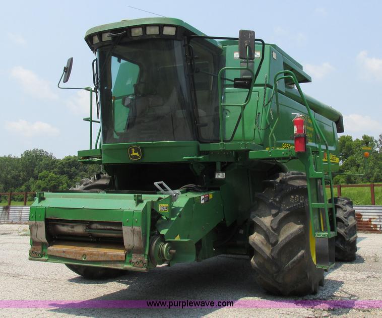 image for item H3272 2003 John Deere 9650 STS RWA combine