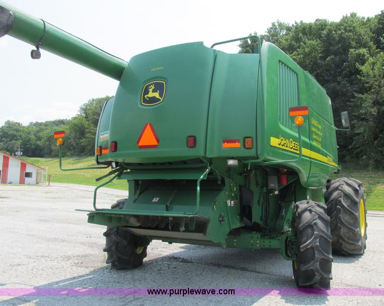 image for item H3272 2003 John Deere 9650 STS RWA combine