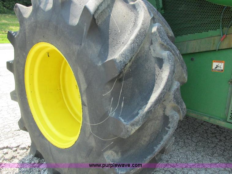 image for item H3272 2003 John Deere 9650 STS RWA combine