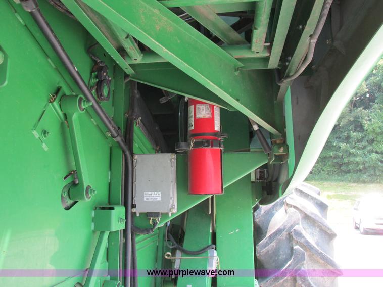 image for item H3272 2003 John Deere 9650 STS RWA combine