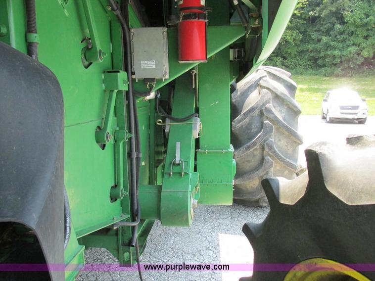 image for item H3272 2003 John Deere 9650 STS RWA combine