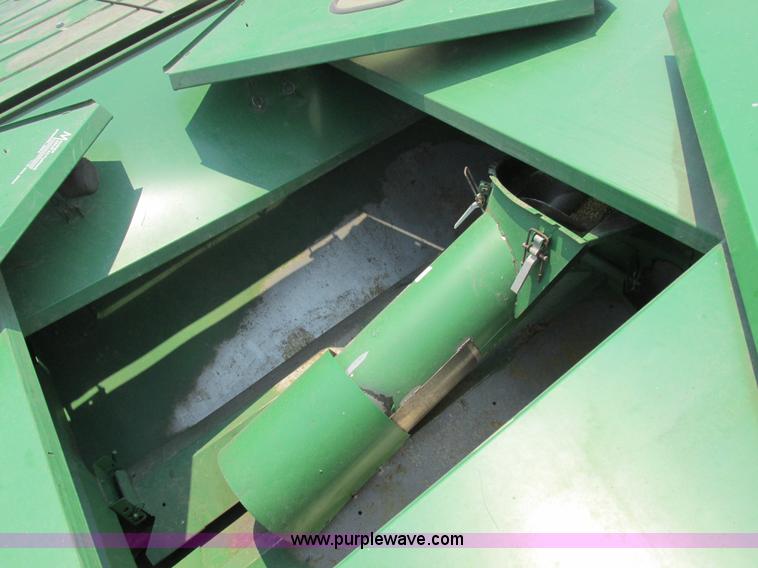 image for item H3272 2003 John Deere 9650 STS RWA combine