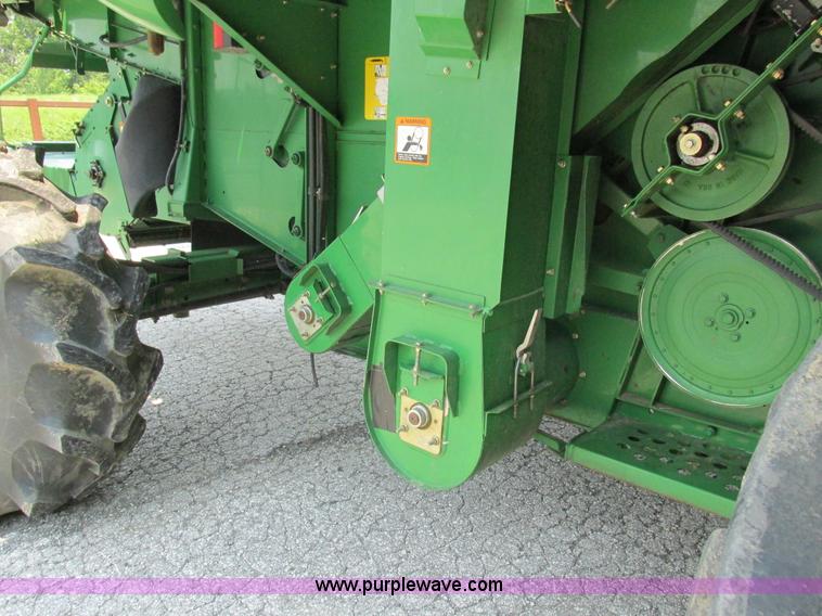 image for item H3272 2003 John Deere 9650 STS RWA combine