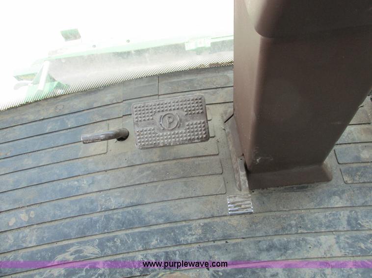 image for item H3272 2003 John Deere 9650 STS RWA combine