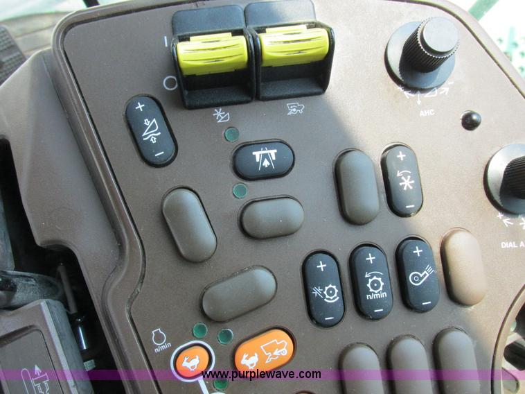 image for item H3272 2003 John Deere 9650 STS RWA combine