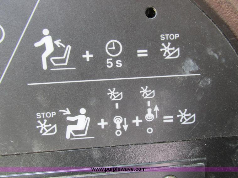 image for item H3272 2003 John Deere 9650 STS RWA combine