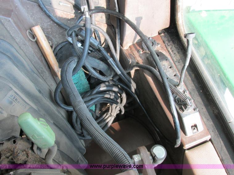 image for item H3272 2003 John Deere 9650 STS RWA combine