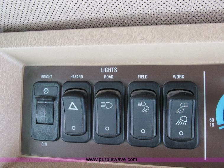 image for item H3272 2003 John Deere 9650 STS RWA combine