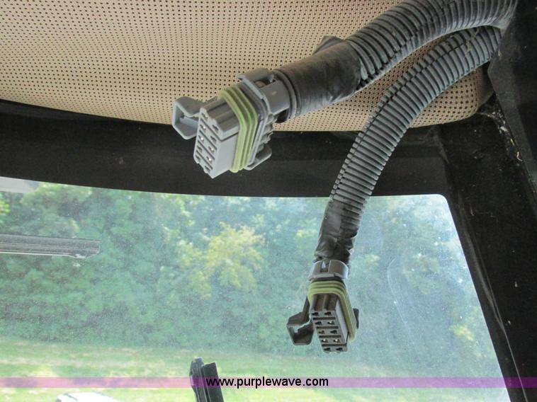 image for item H3272 2003 John Deere 9650 STS RWA combine