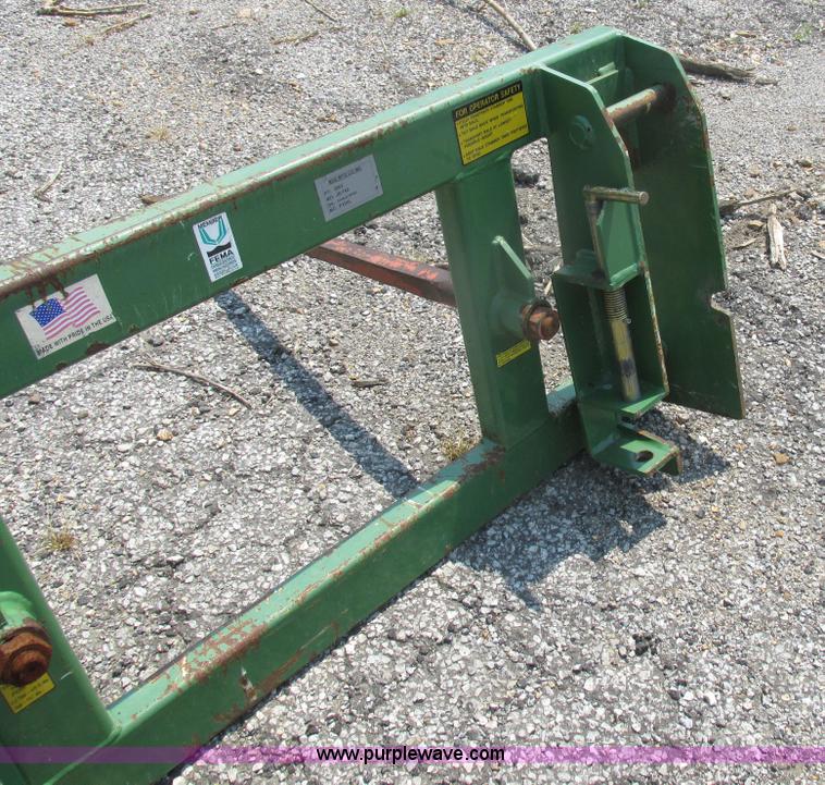 image for item H3276 MDS 2802 bale spear