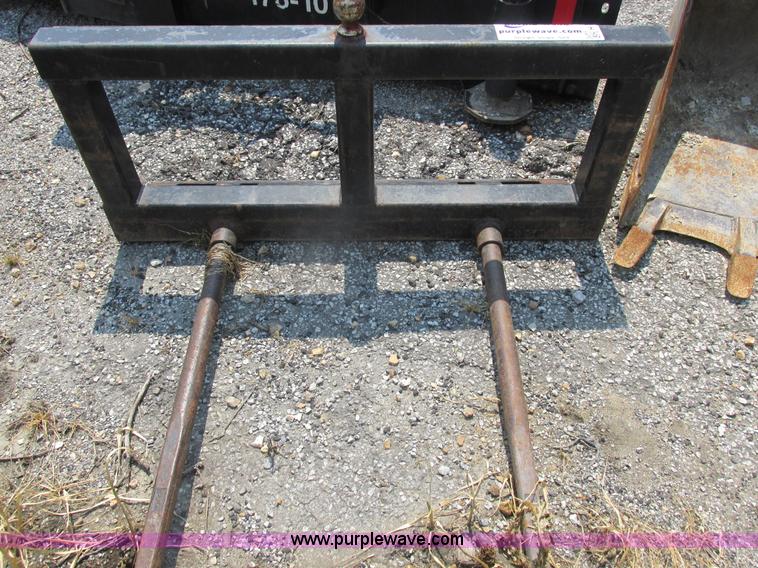 image for item H3278 Bale spear