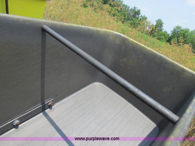 image for item H3281 John Deere 7000 planter