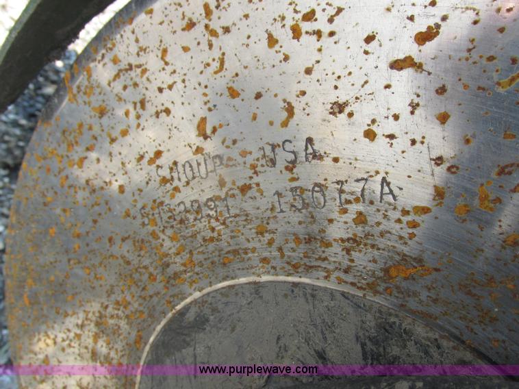 image for item H3281 John Deere 7000 planter