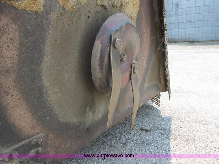 image for item H3282 Bush Hog batwing rotary mower