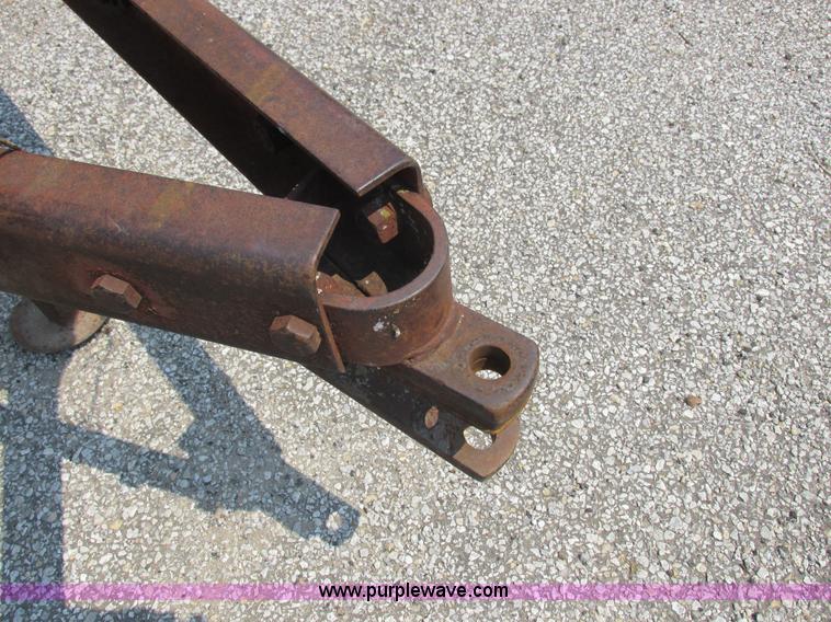 image for item H3283 New Holland 327 manure spreader