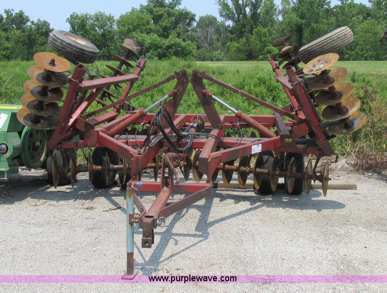 image for item H3285 International 490 disk