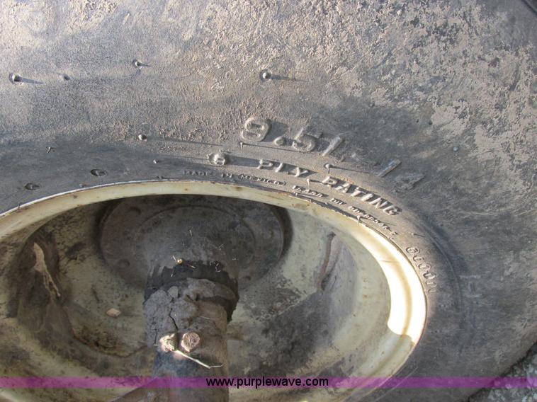 image for item H3285 International 490 disk