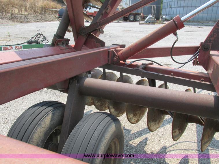 image for item H3285 International 490 disk