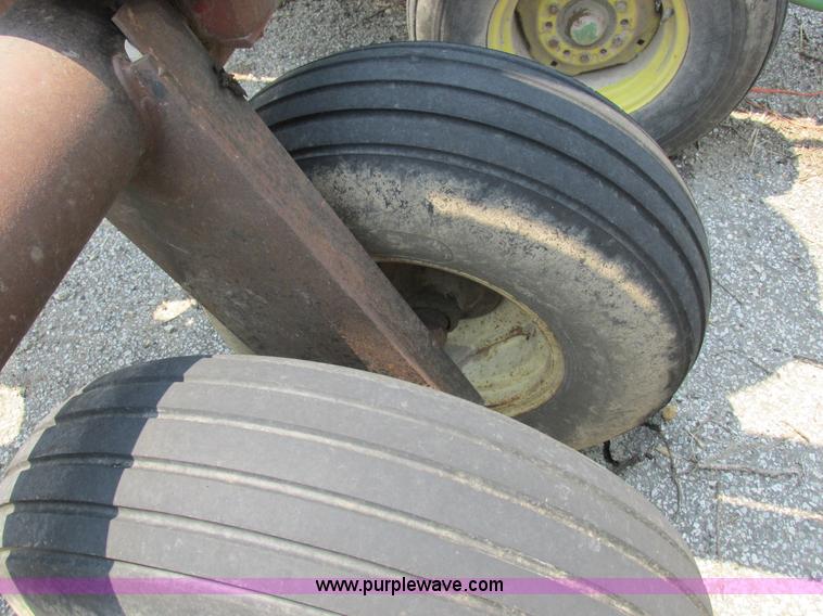 image for item H3285 International 490 disk