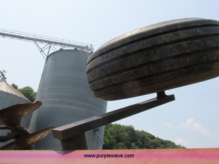 image for item H3285 International 490 disk