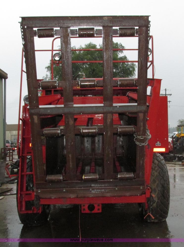 image for item H4567 New Holland 2000 large square baler