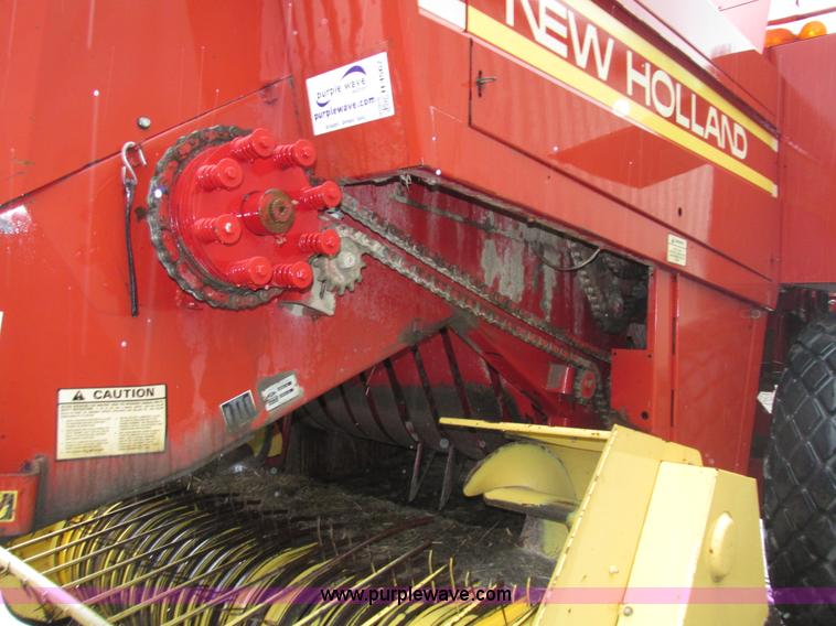 image for item H4567 New Holland 2000 large square baler