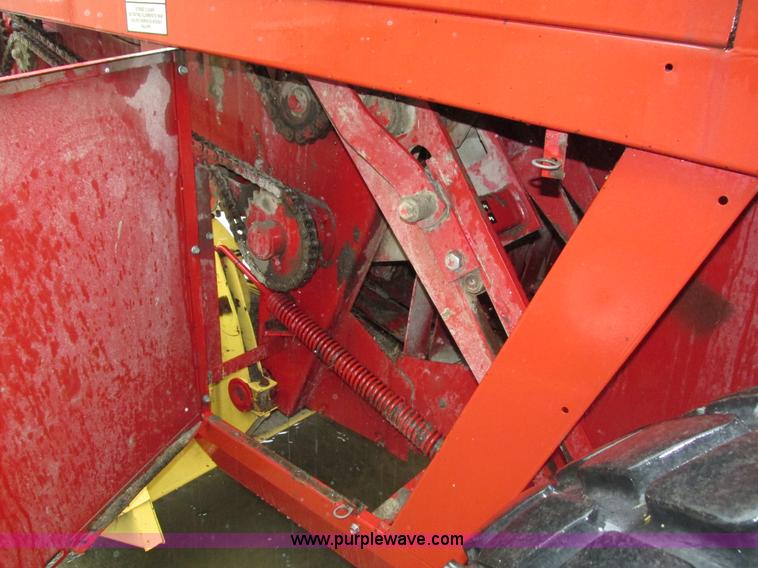 image for item H4567 New Holland 2000 large square baler