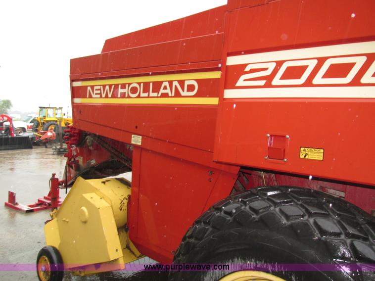 image for item H4567 New Holland 2000 large square baler