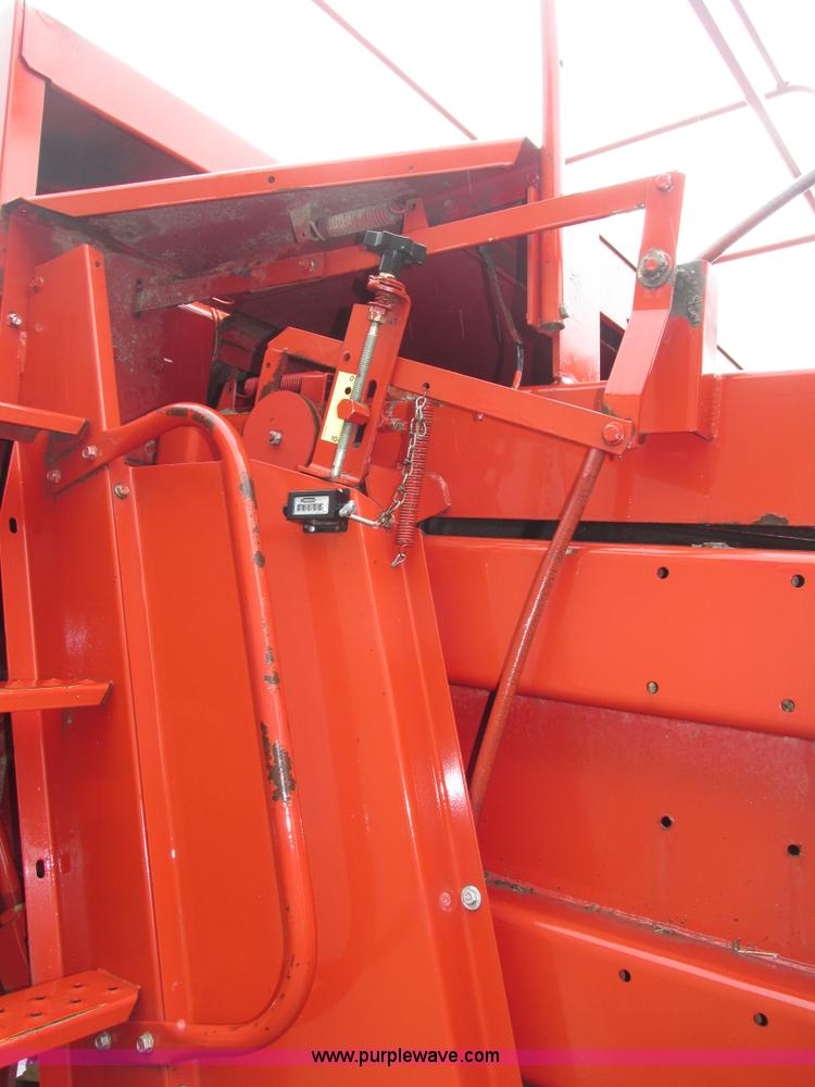 image for item H4567 New Holland 2000 large square baler