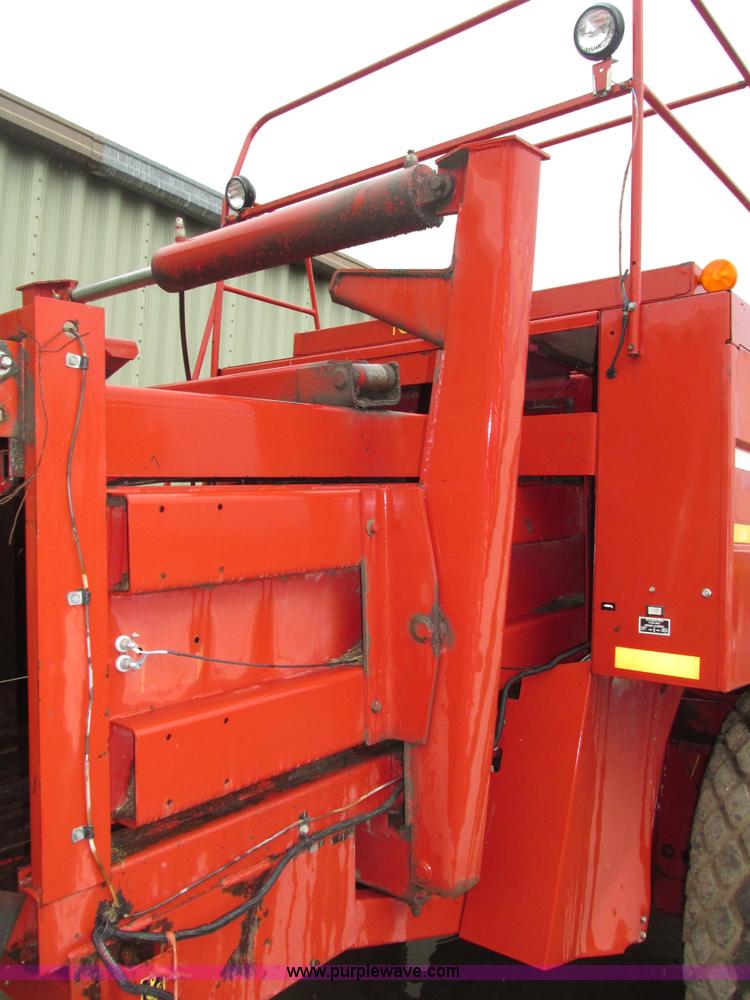 image for item H4567 New Holland 2000 large square baler