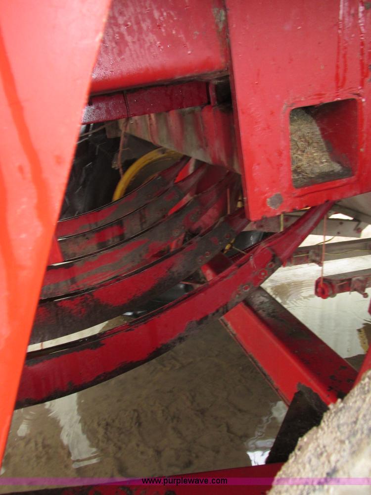 image for item H4567 New Holland 2000 large square baler