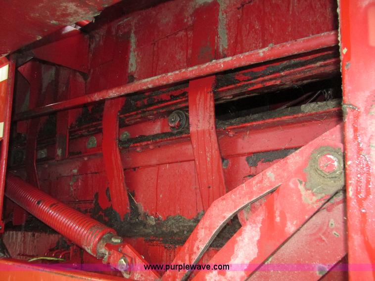 image for item H4567 New Holland 2000 large square baler