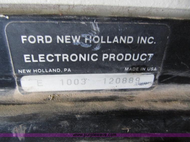 image for item H4567 New Holland 2000 large square baler